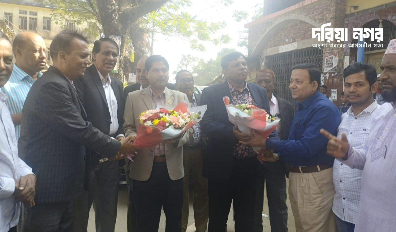 Chittagong Education Board Chairman visited various educational institutions in Qutubdia