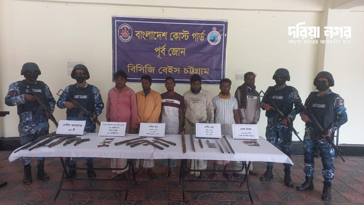 The joint forces have arrested 6 robbers with firearms from Maheshkhali.