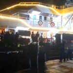 সেন্টমার্টিনে যান্ত্রিক ত্রুটিতে পর্যটকবাহী জাহাজ কর্ণফুলী আটকা, ৪ ঘণ্টা পর রওনা