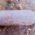 পাথর ভেবে ১০ বছর ধরে বোমার ওপর ধোয়া হচ্ছিল কাপড়