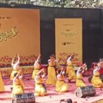 নাচে-গানে চট্টগ্রামে “বসন্ত-বরণ”