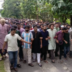 ছুটির দিনেও থেমে নেই চট্টগ্রাম প্রকৌশল ও প্রযুক্তি বিশ্ববিদ্যালয়-চুয়েট শিক্ষার্থীদের আন্দোলন